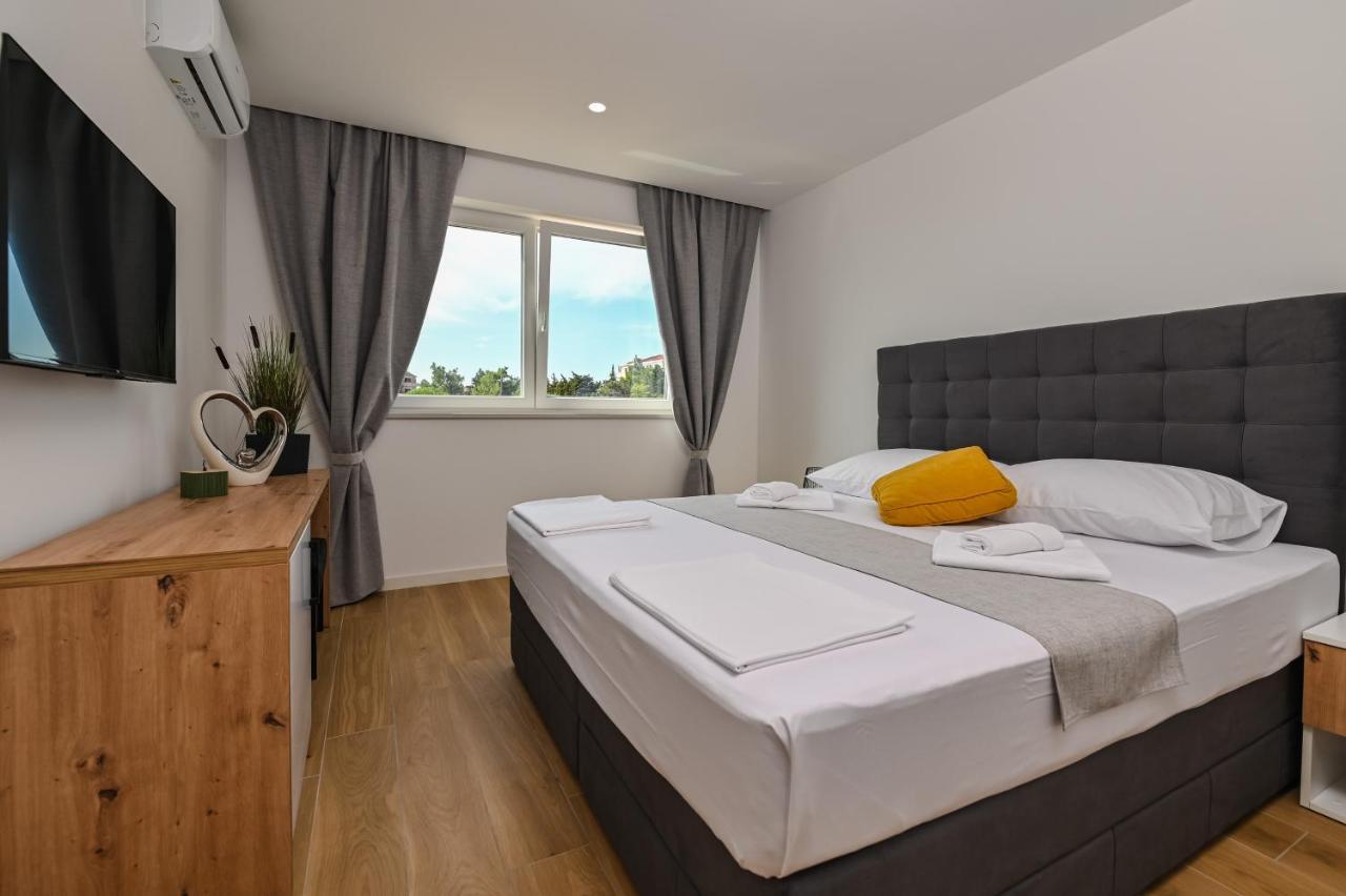 Pansion Comfort Lepar Novalja Exterior foto