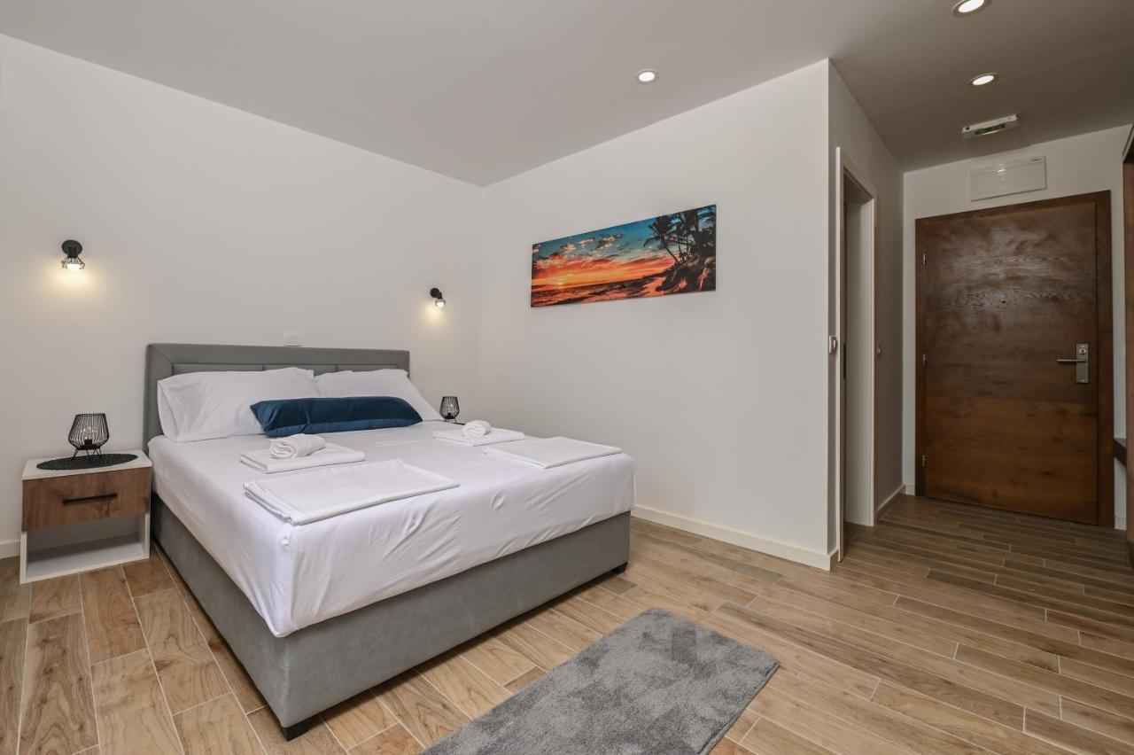 Pansion Comfort Lepar Novalja Exterior foto