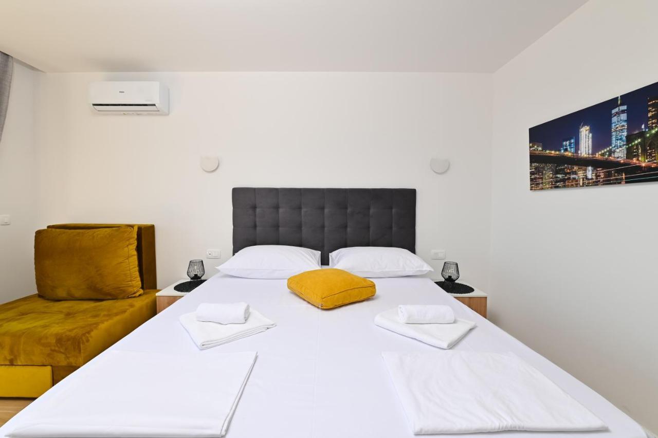 Pansion Comfort Lepar Novalja Exterior foto