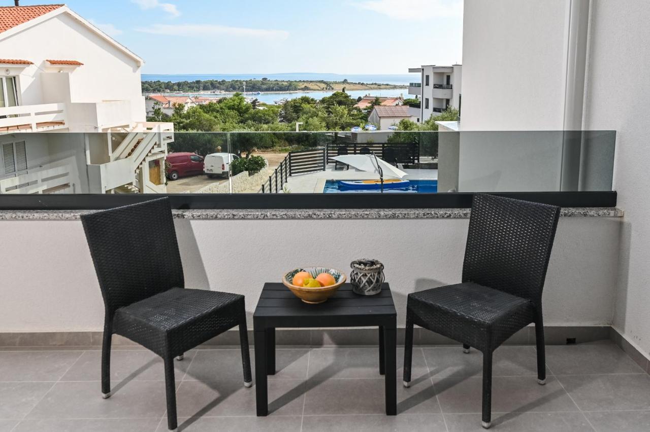 Pansion Comfort Lepar Novalja Exterior foto